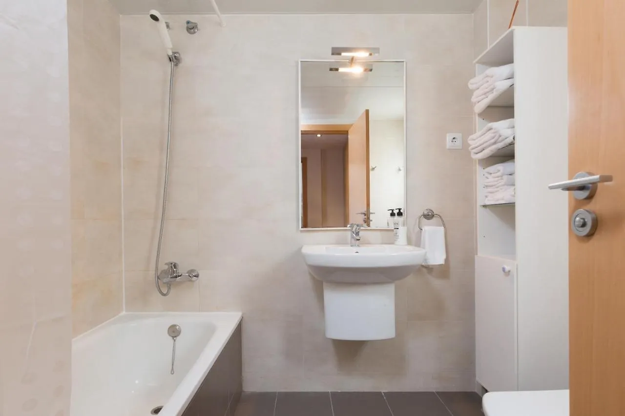 Apartamentos Cornellalux 2 Cornella de Llobregat