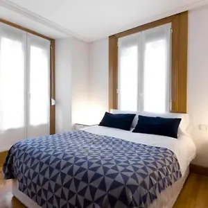 https://cmodo-apartamento-en-la-parte-vieja-old-town.basquecountryhotels.org