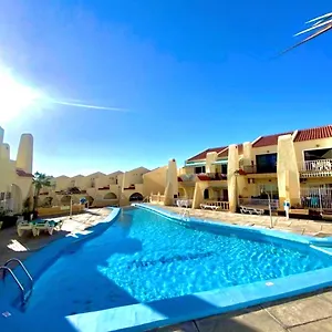 https://mariposa-azul.tenerifehoteles.net